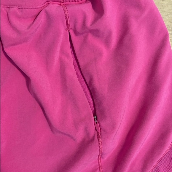 Lululemon Hot Pink Athletic Skort – Size 8 – Built-In Shorts - Picture 5 of 5